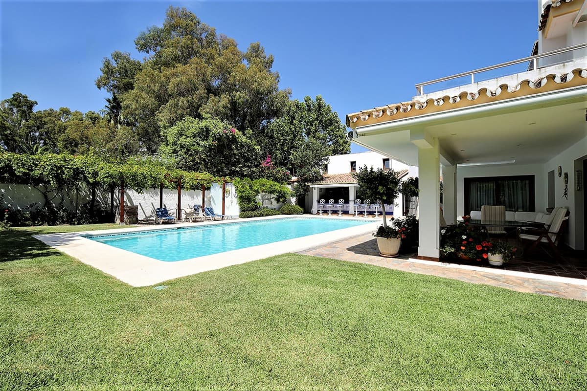 Detached Villa in Costalita — photo 4 of 10