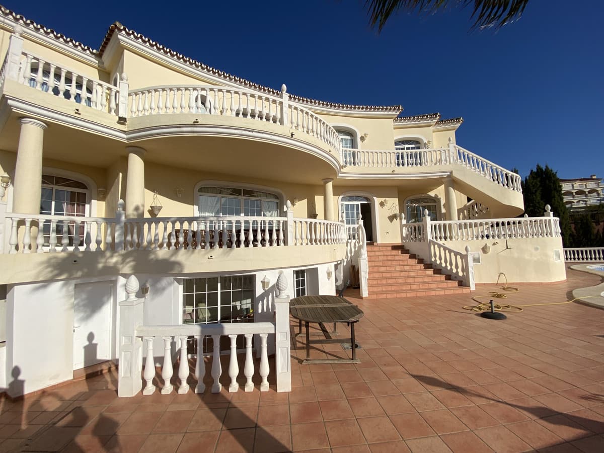 Detached Villa in Mijas Golf — photo 2 of 10