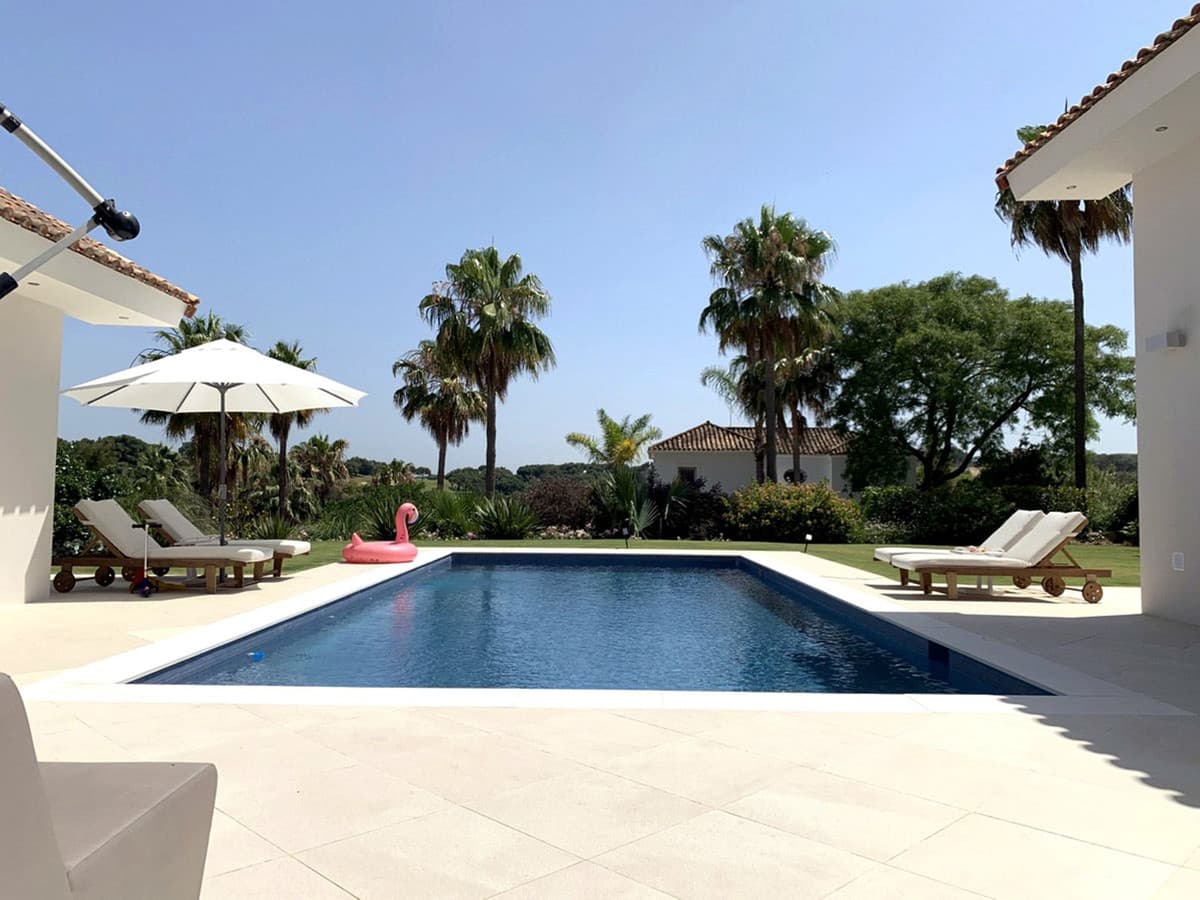 Detached Villa in Sotogrande — photo 2 of 10