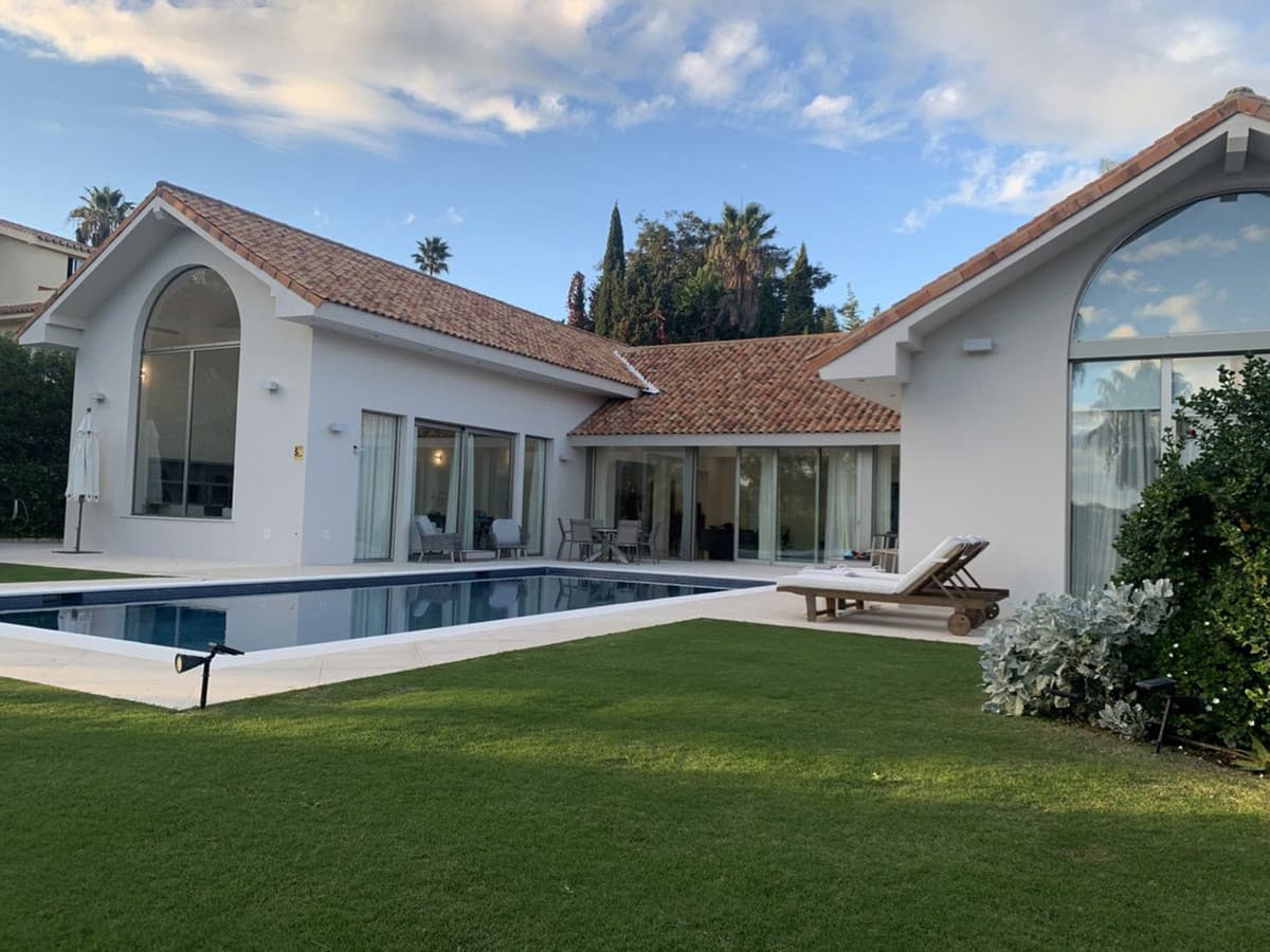 Detached Villa in Sotogrande — photo 3 of 10