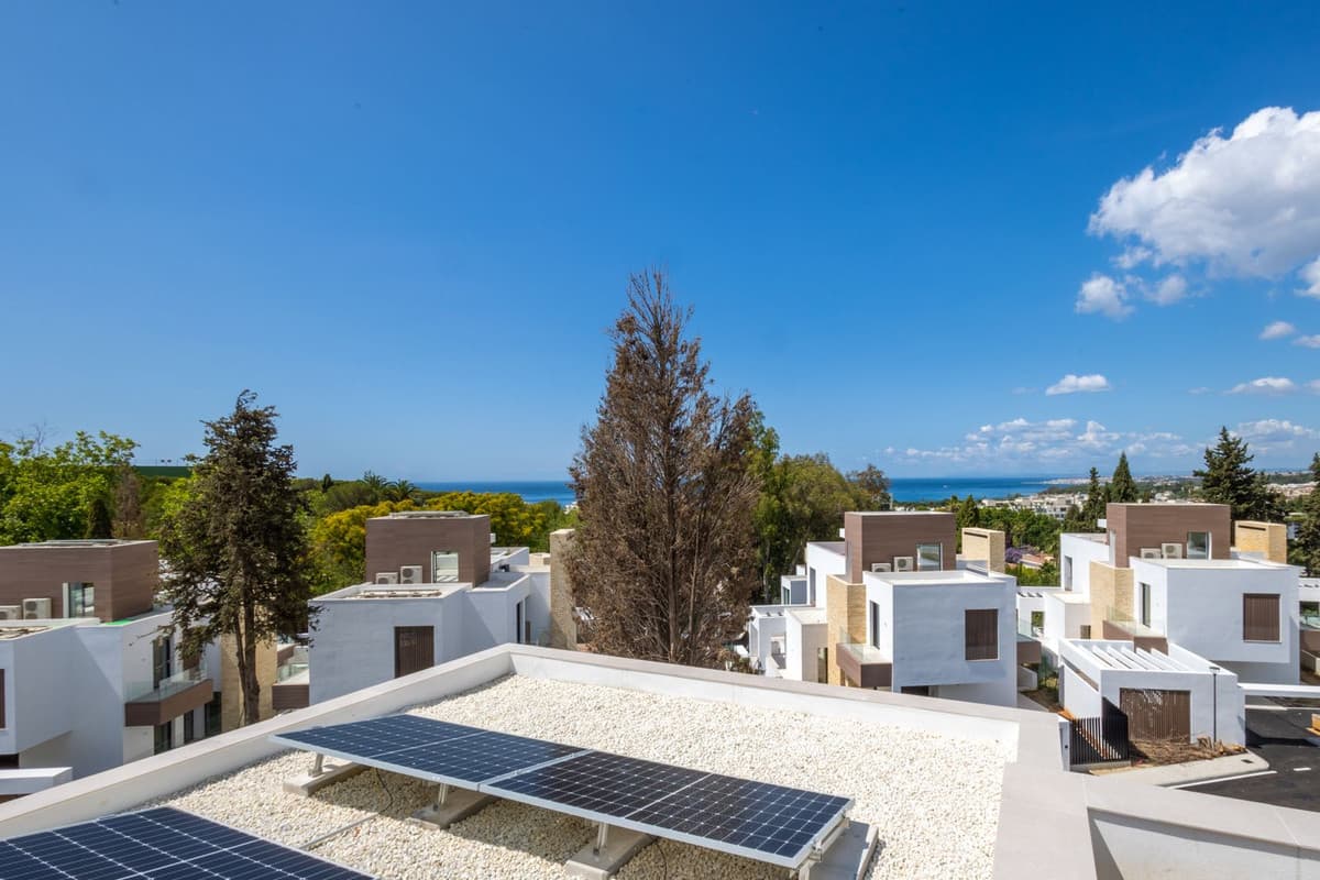 Detached Villa in The Golden Mile — photo 5 of 10