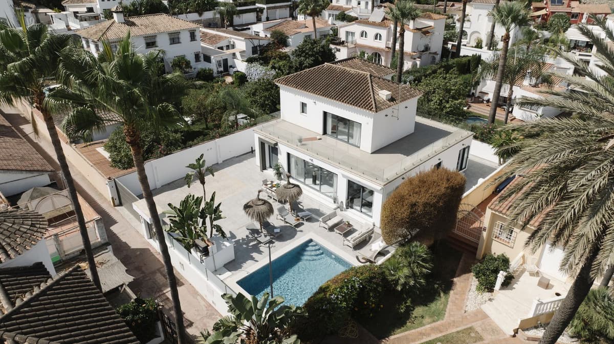 Detached Villa in Nueva Andalucía — photo 6 of 10