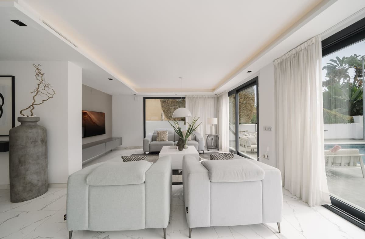 Detached Villa in Nueva Andalucía — photo 10 of 10