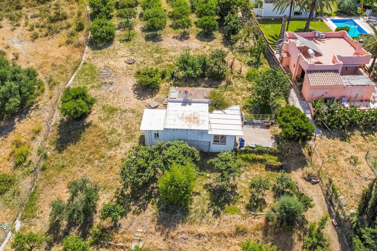 Land with Ruin in Estepona — photo 6 of 9