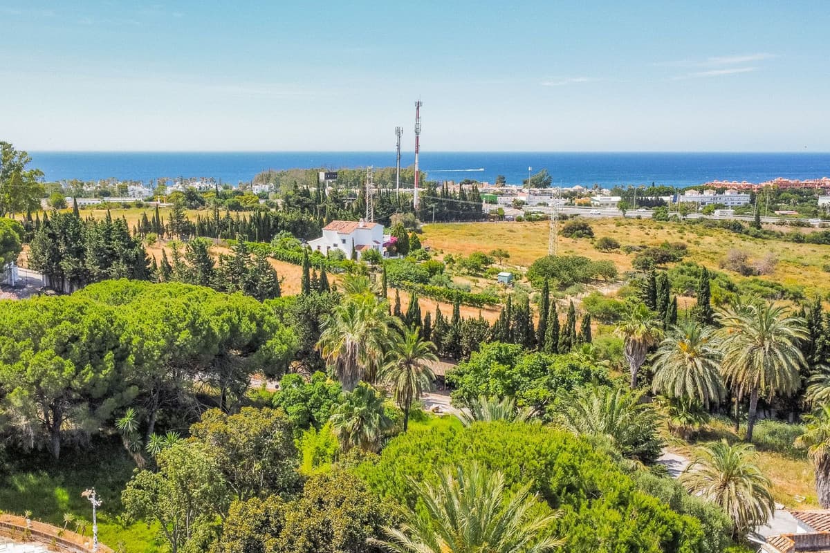 Land with Ruin in Estepona — photo 8 of 9