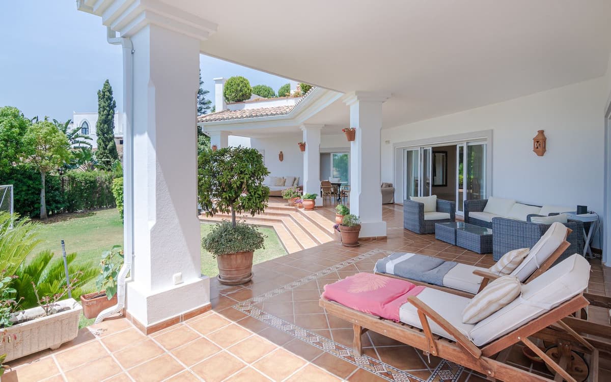 Detached Villa in Benahavís — photo 5 of 10
