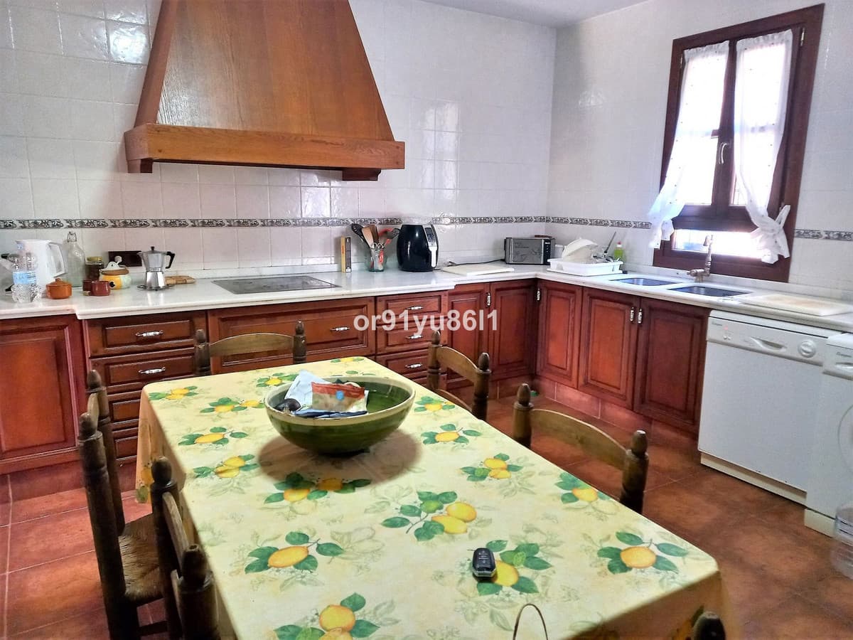 Cortijo in Casares — photo 6 of 10