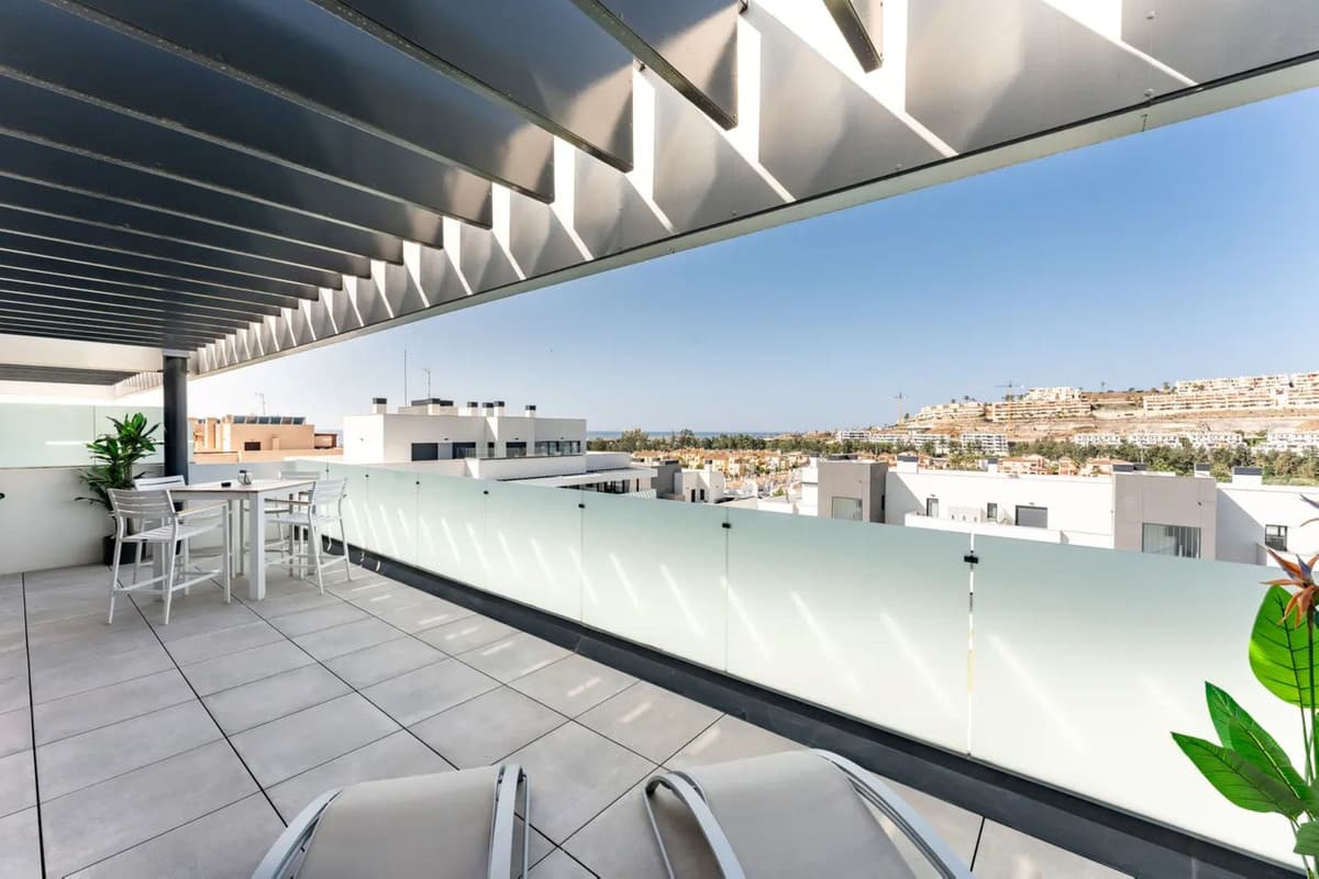 Middle Floor Apartment in La Cala de Mijas — photo 1 of 10