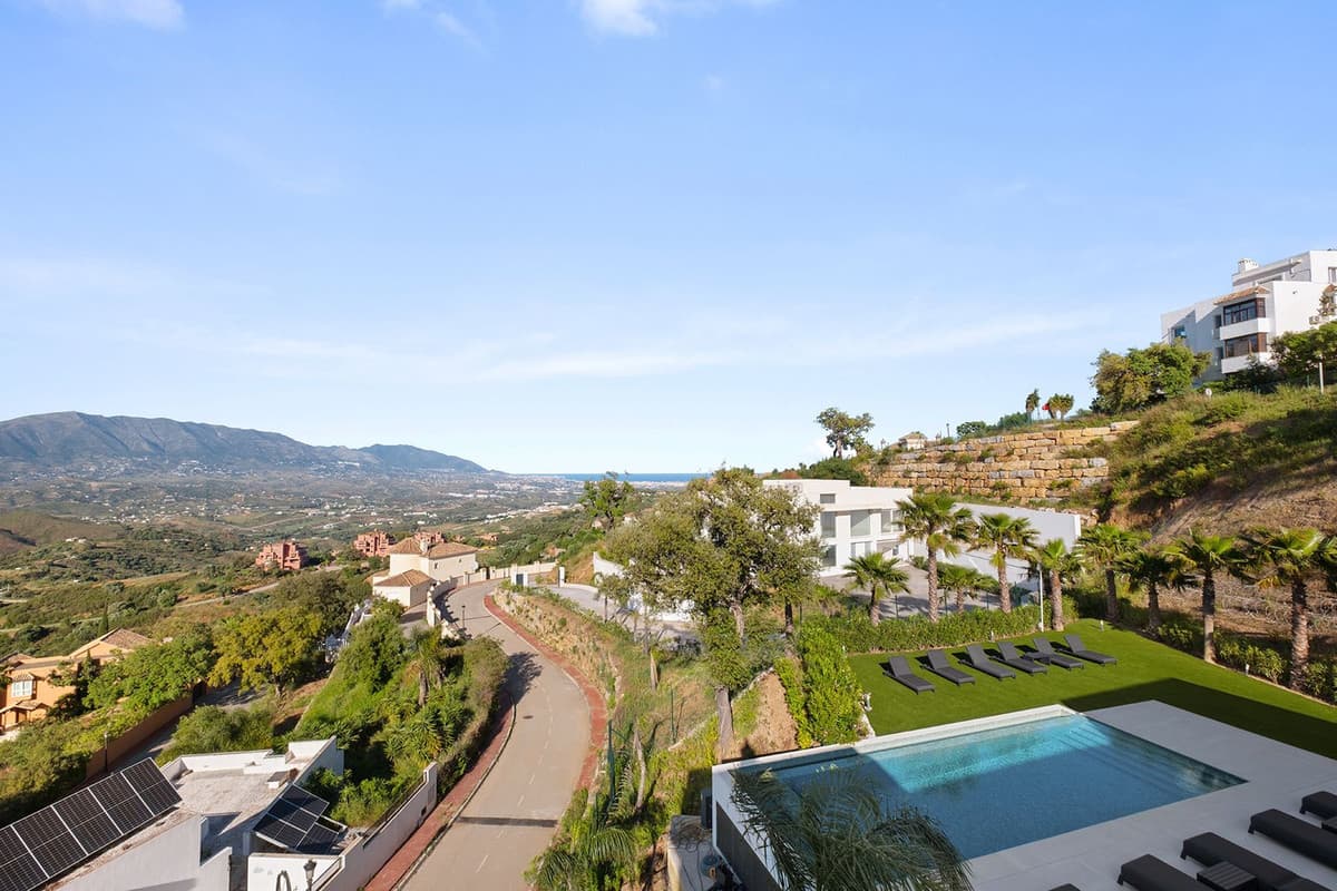 Detached Villa in La Mairena — photo 7 of 10