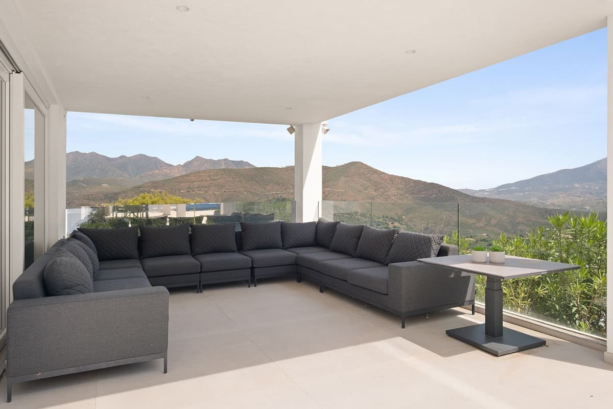 Detached Villa in La Mairena — photo 9 of 10
