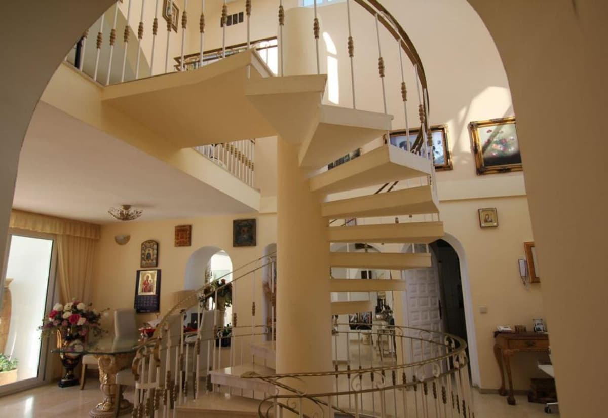 Detached Villa in Riviera del Sol — photo 8 of 10
