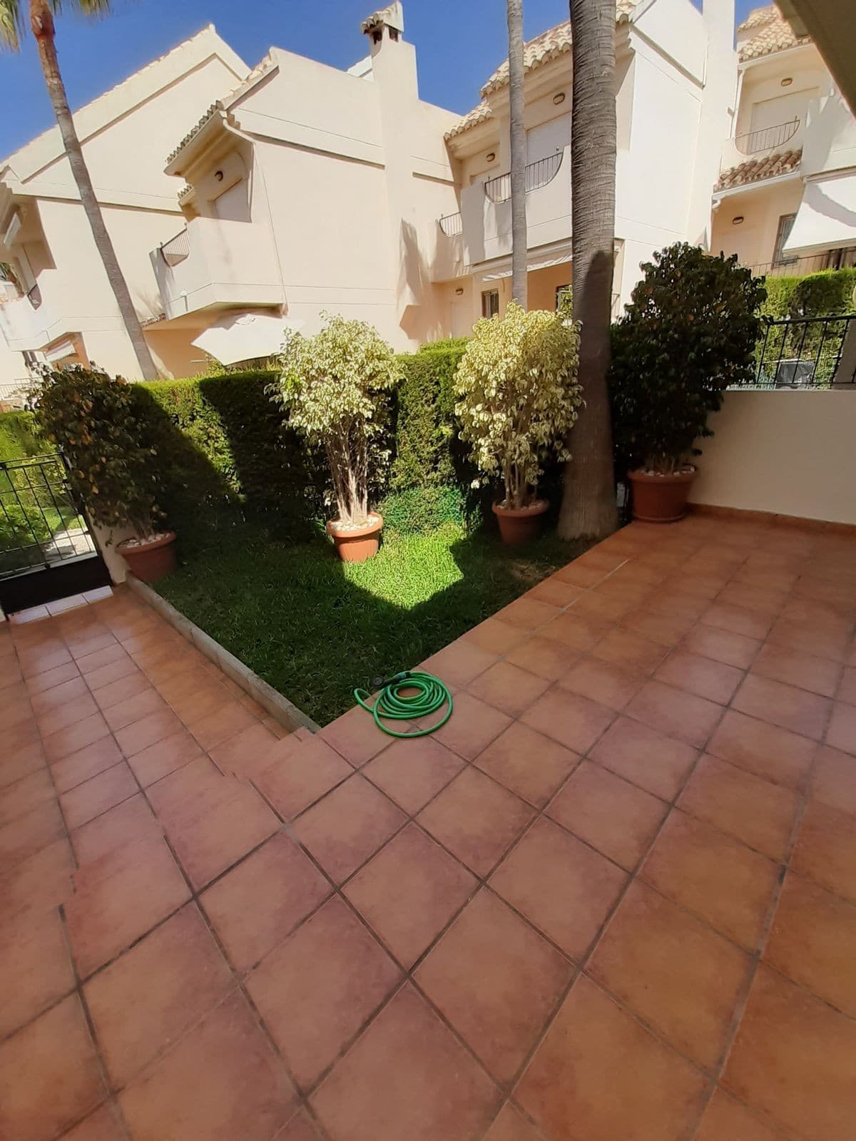Townhouse in Las Chapas — photo 8 of 10
