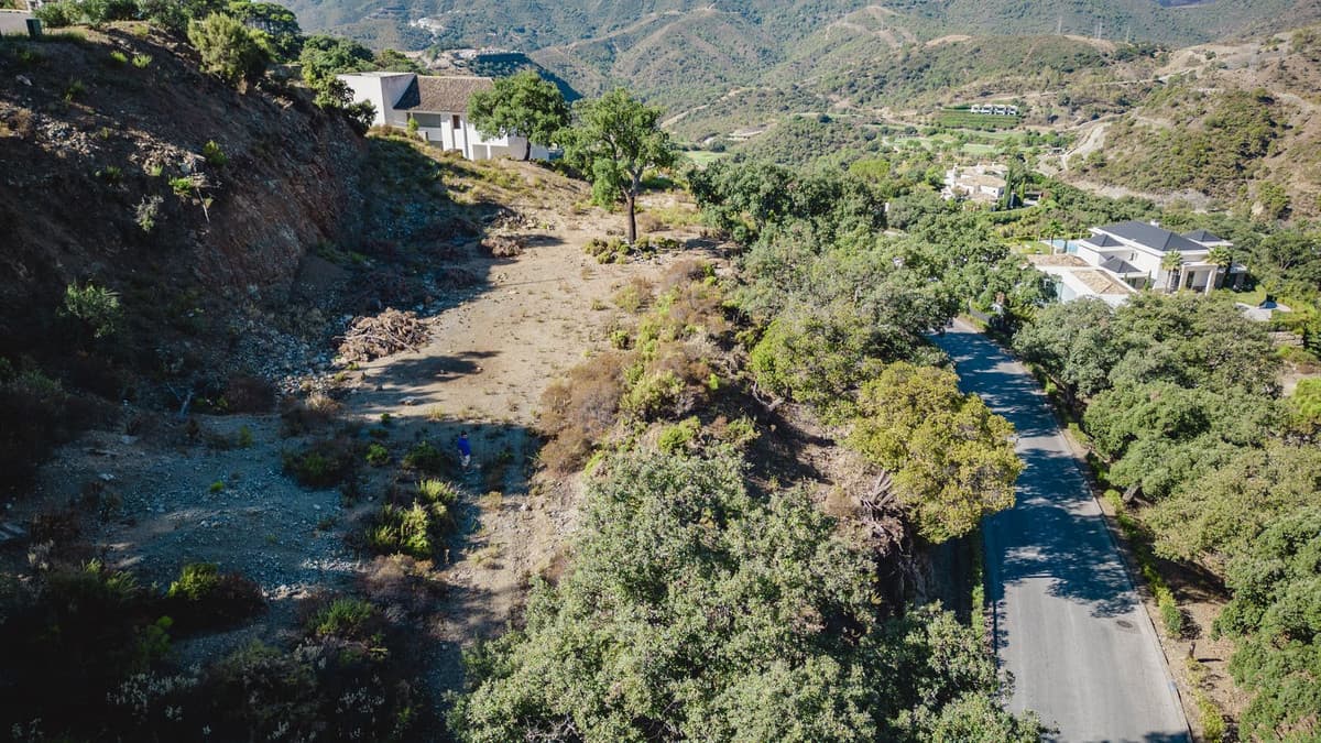 Residential Plot in La Zagaleta — photo 1 of 9