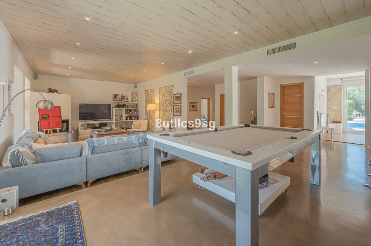Detached Villa in Nueva Andalucía — photo 9 of 10