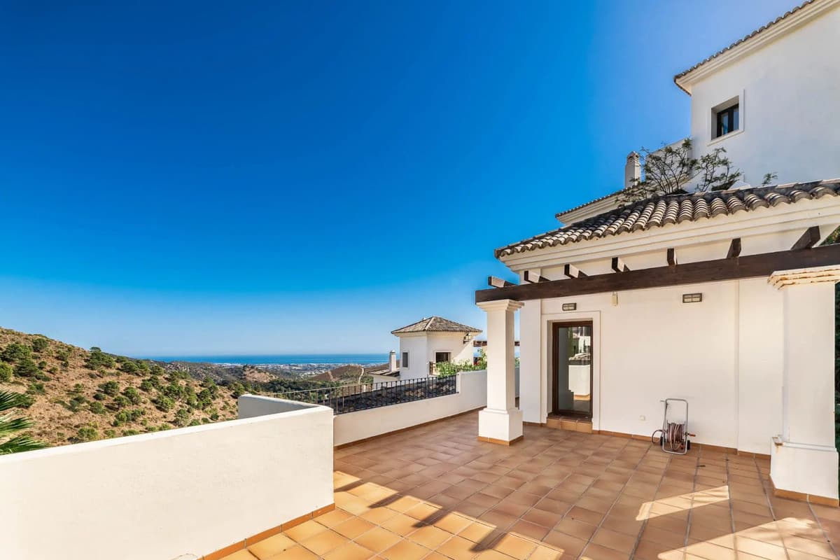 Detached Villa in Benahavís — photo 10 of 10