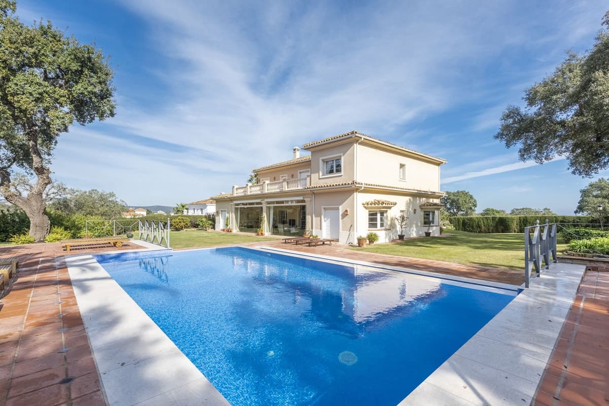 Detached Villa in San Roque Club — photo 2 of 10
