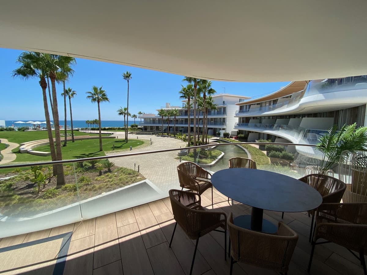 Ground Floor Apartment in Estepona — photo 1 of 4