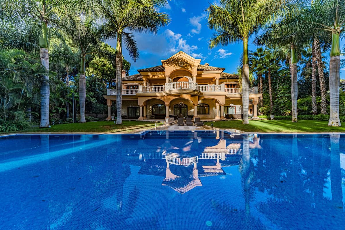 Detached Villa in Guadalmina Baja — photo 3 of 10