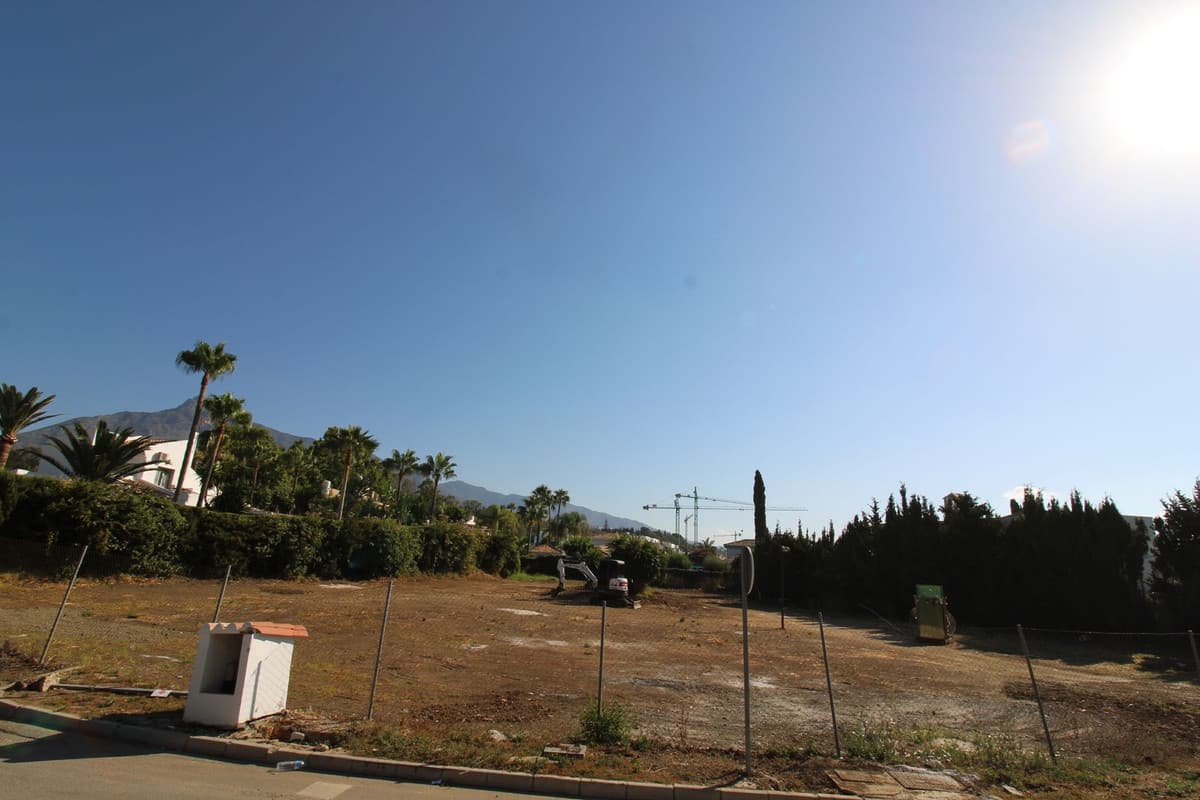 Residential Plot in The Golden Mile — photo 3 of 6
