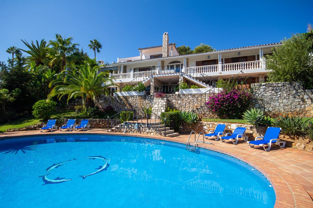 Detached Villa in Mijas Costa — photo 1 of 10