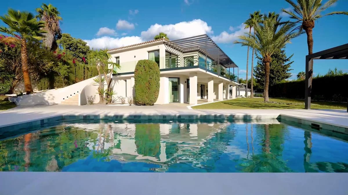 Detached Villa in The Golden Mile — photo 3 of 10