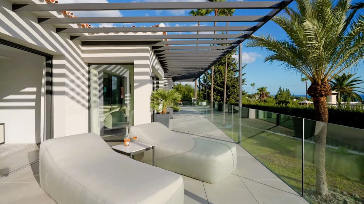 Detached Villa in The Golden Mile — photo 5 of 10