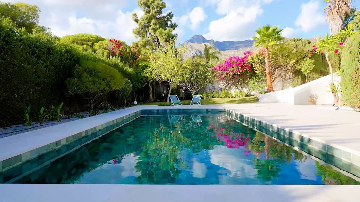 Detached Villa in The Golden Mile — photo 9 of 10