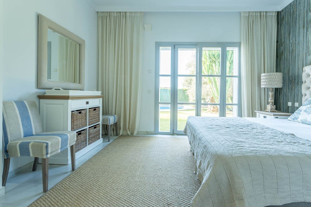 Detached Villa in Sierra Blanca — photo 4 of 10