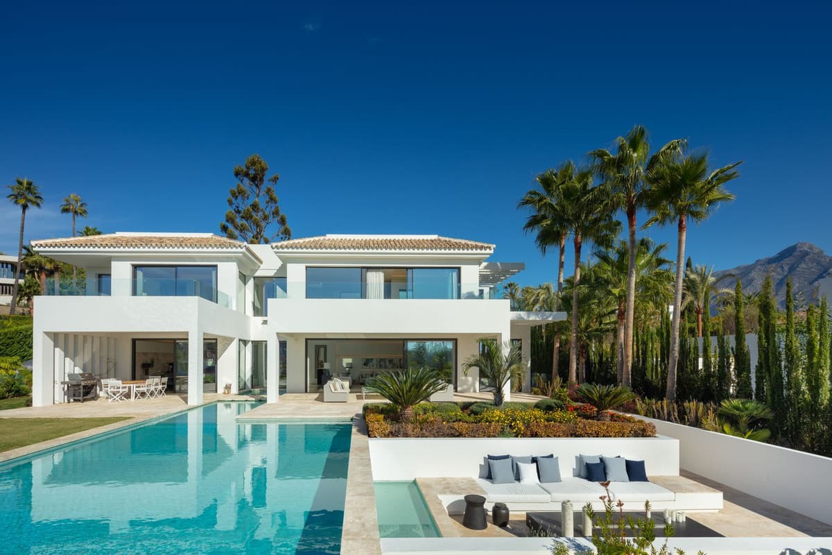 Detached Villa in Nueva Andalucía — photo 4 of 10