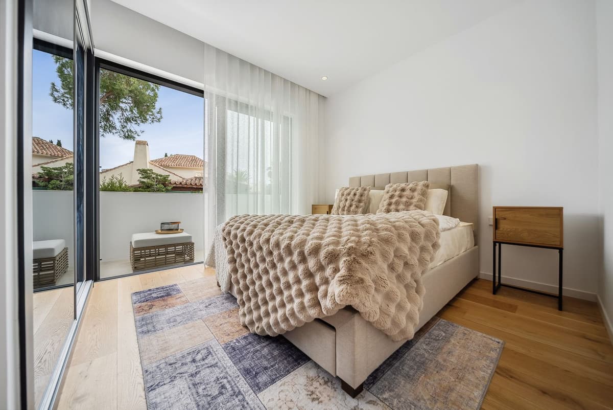 Detached Villa in Marbesa — photo 3 of 10