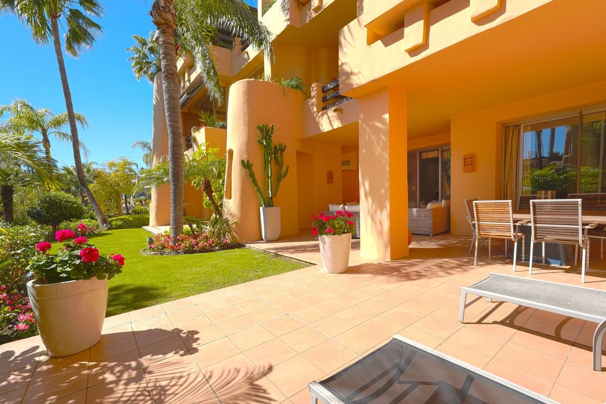 Ground Floor Apartment in Marbella — photo 5 of 10