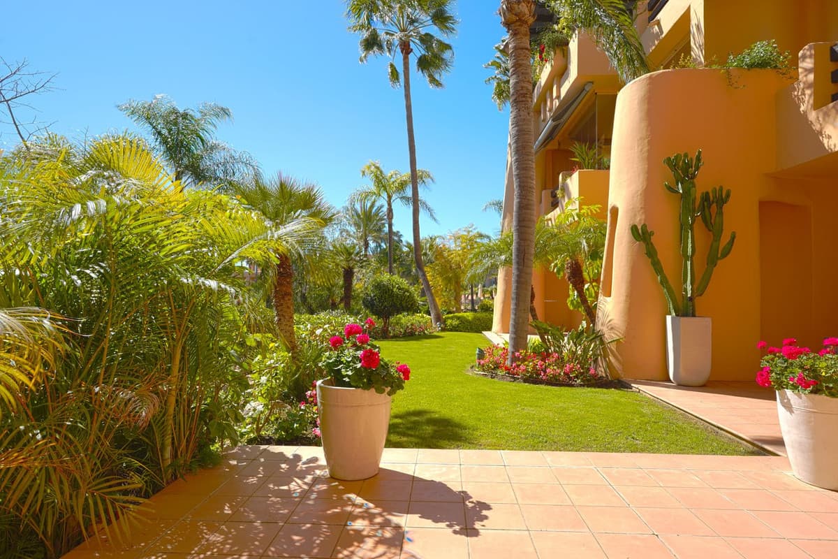 Ground Floor Apartment in Marbella — photo 6 of 10