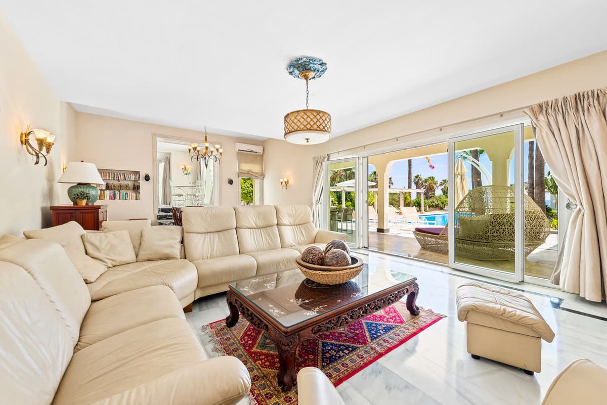 Detached Villa in Estepona — photo 6 of 10