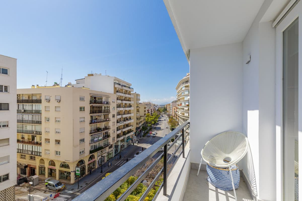 Middle Floor Apartment in Marbella — photo 8 of 10