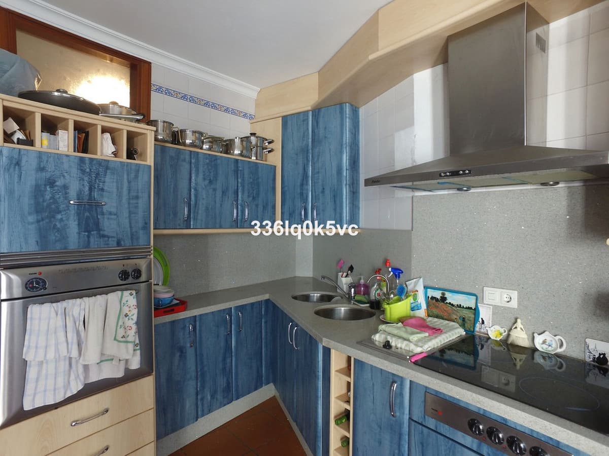 Duplex in Benahavís — photo 2 of 10