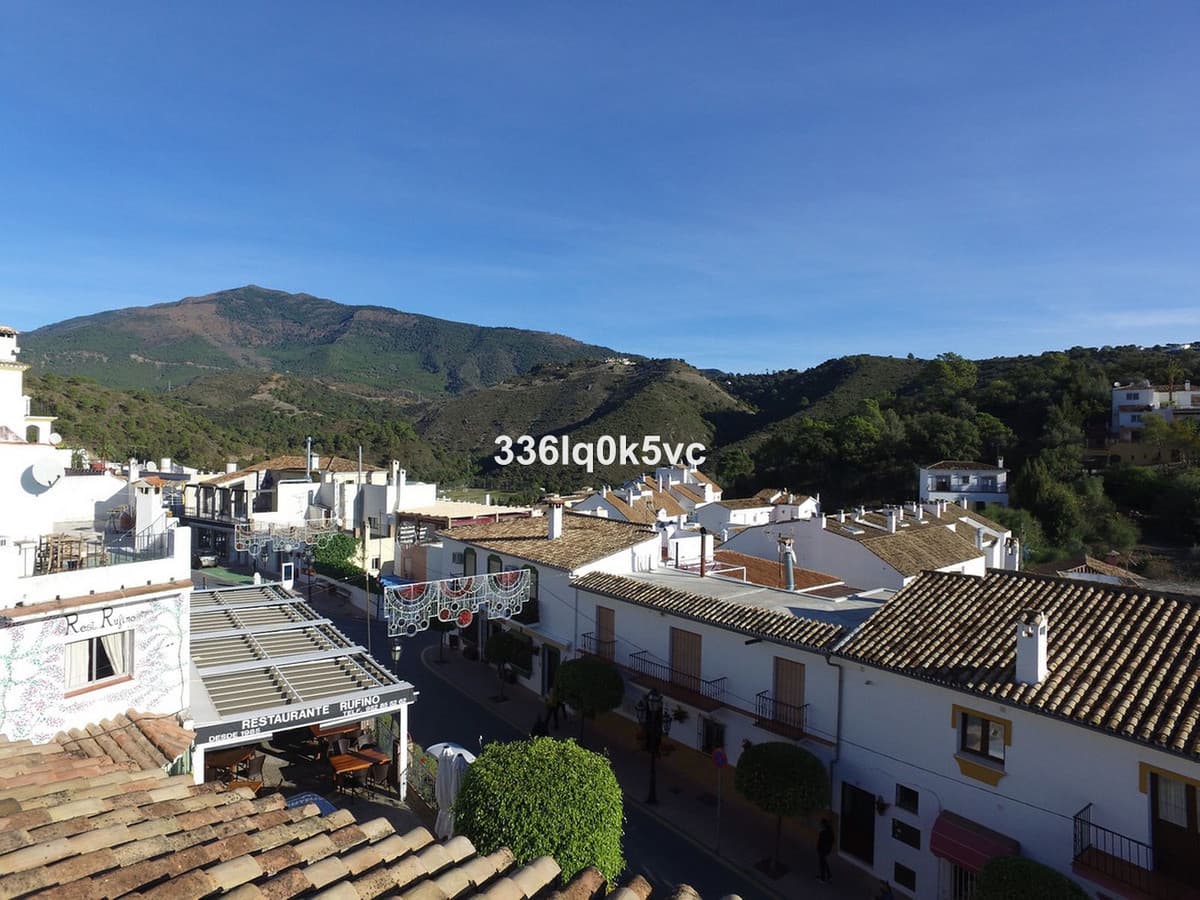 Duplex in Benahavís — photo 10 of 10