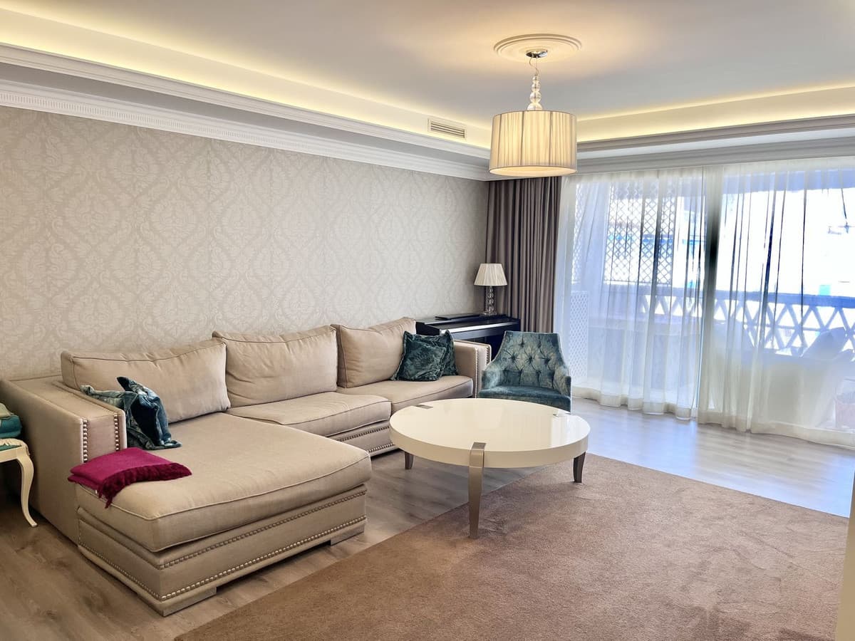 Middle Floor Apartment in Puerto Banús — photo 9 of 10