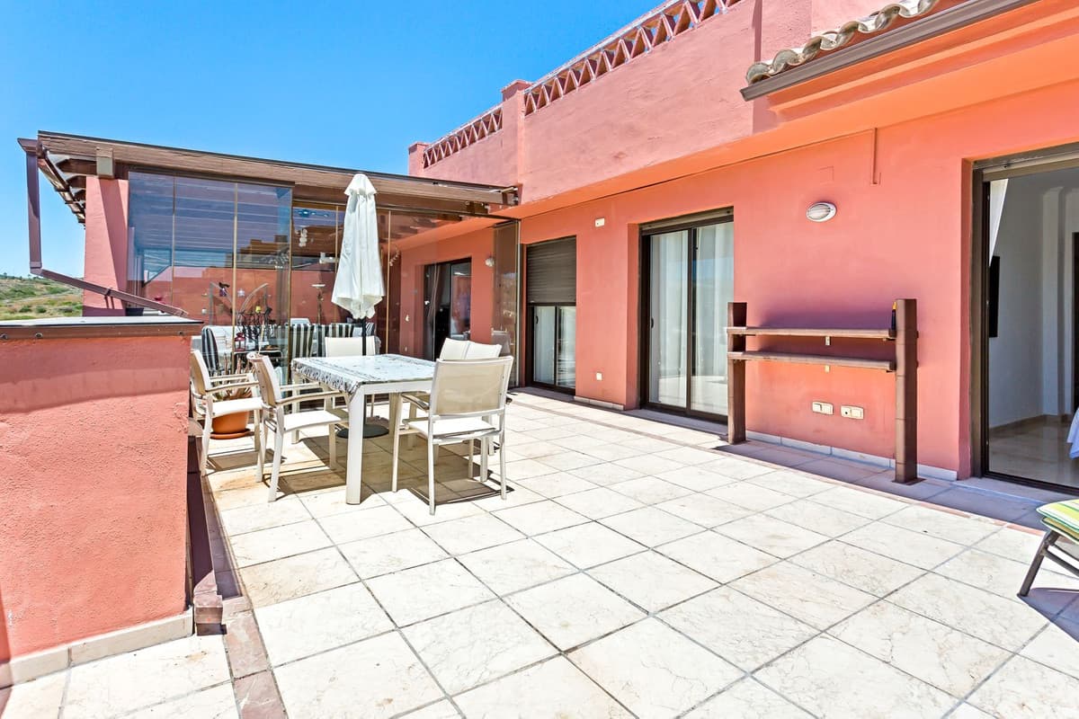 Penthouse in Casares Playa — photo 1 of 10
