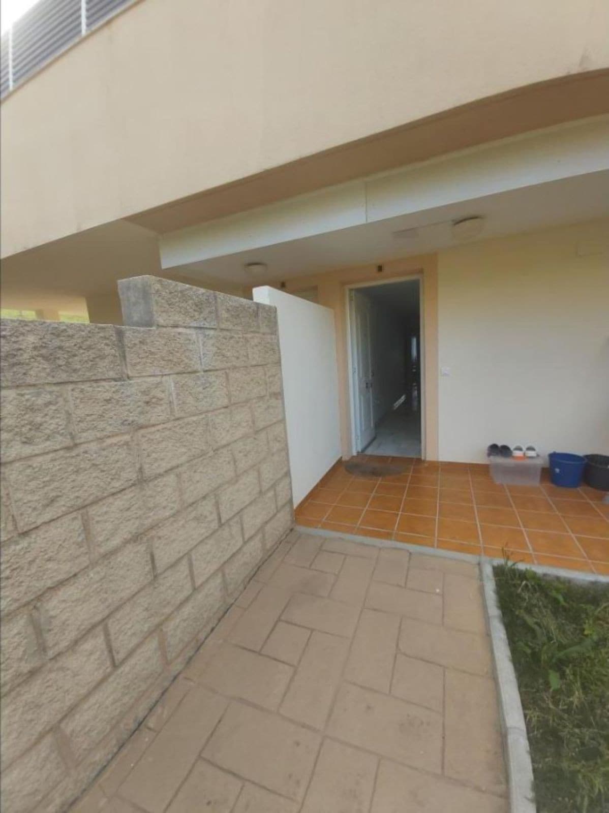 Middle Floor Apartment in Doña Julia — photo 4 of 10