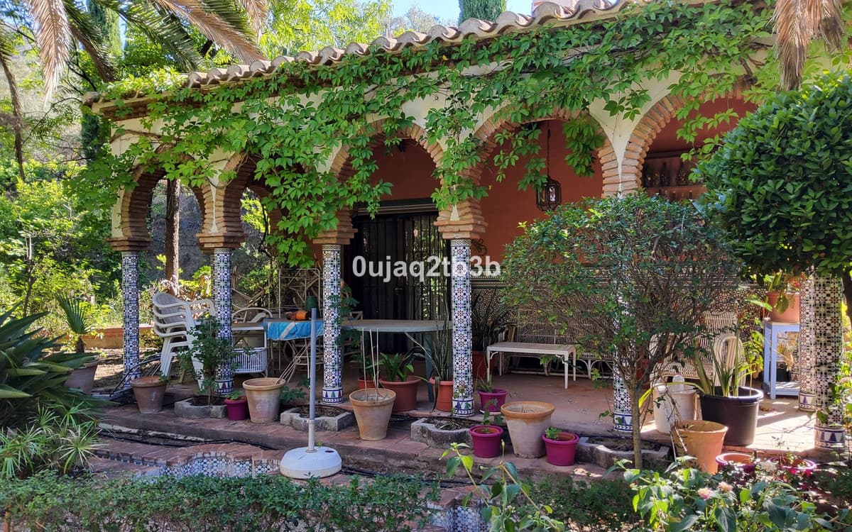 Cortijo in Mijas — photo 1 of 10