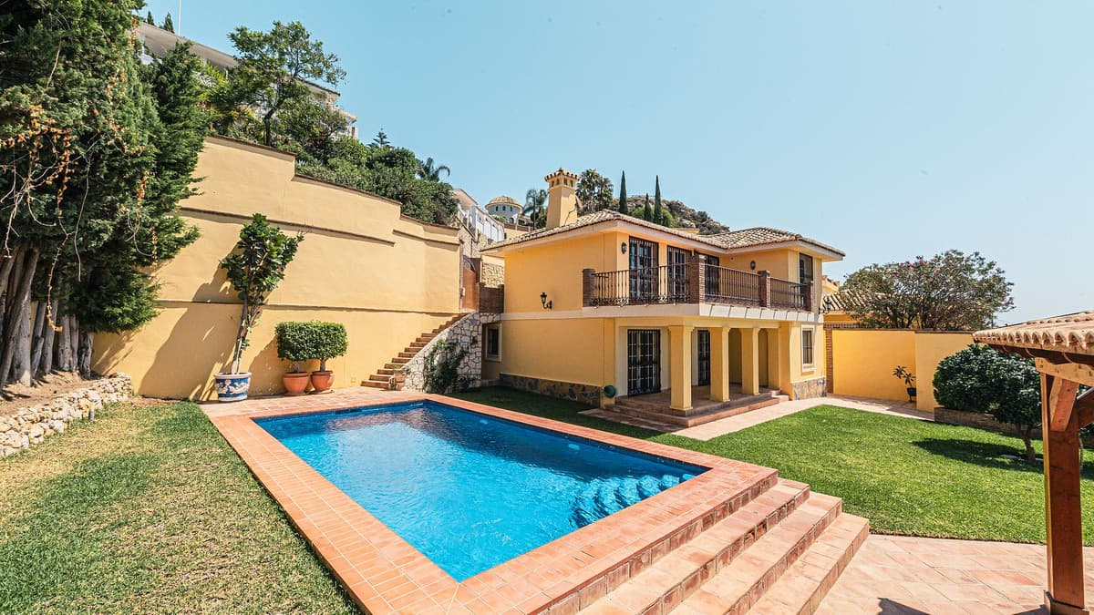 Semi-Detached House in La Capellania — photo 2 of 10