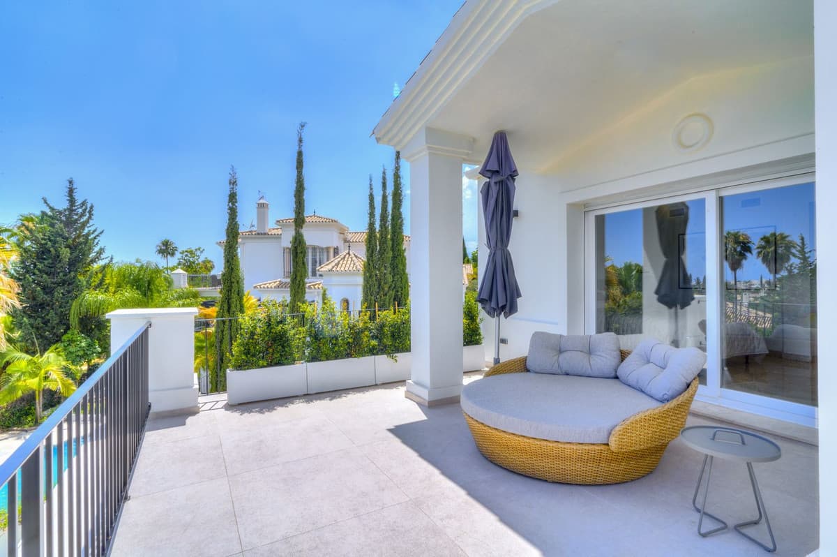 Detached Villa in Nueva Andalucía — photo 7 of 10