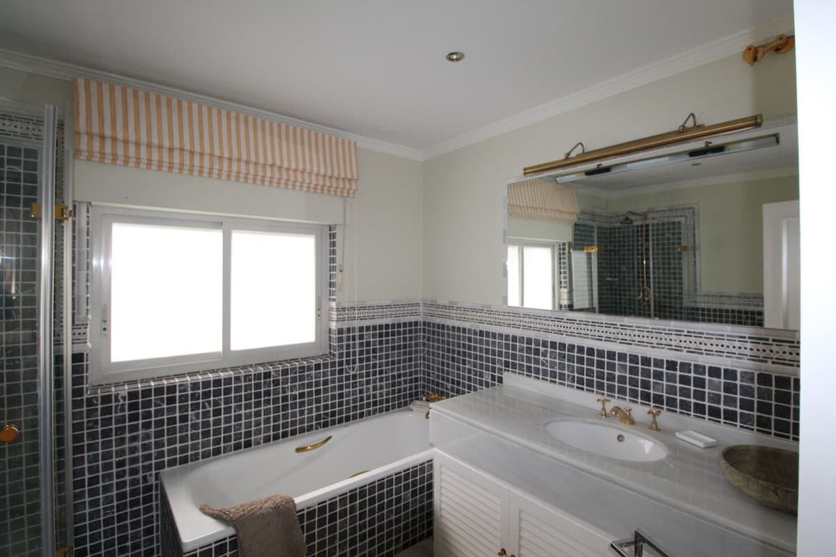 Penthouse in Sotogrande Puerto — photo 5 of 10