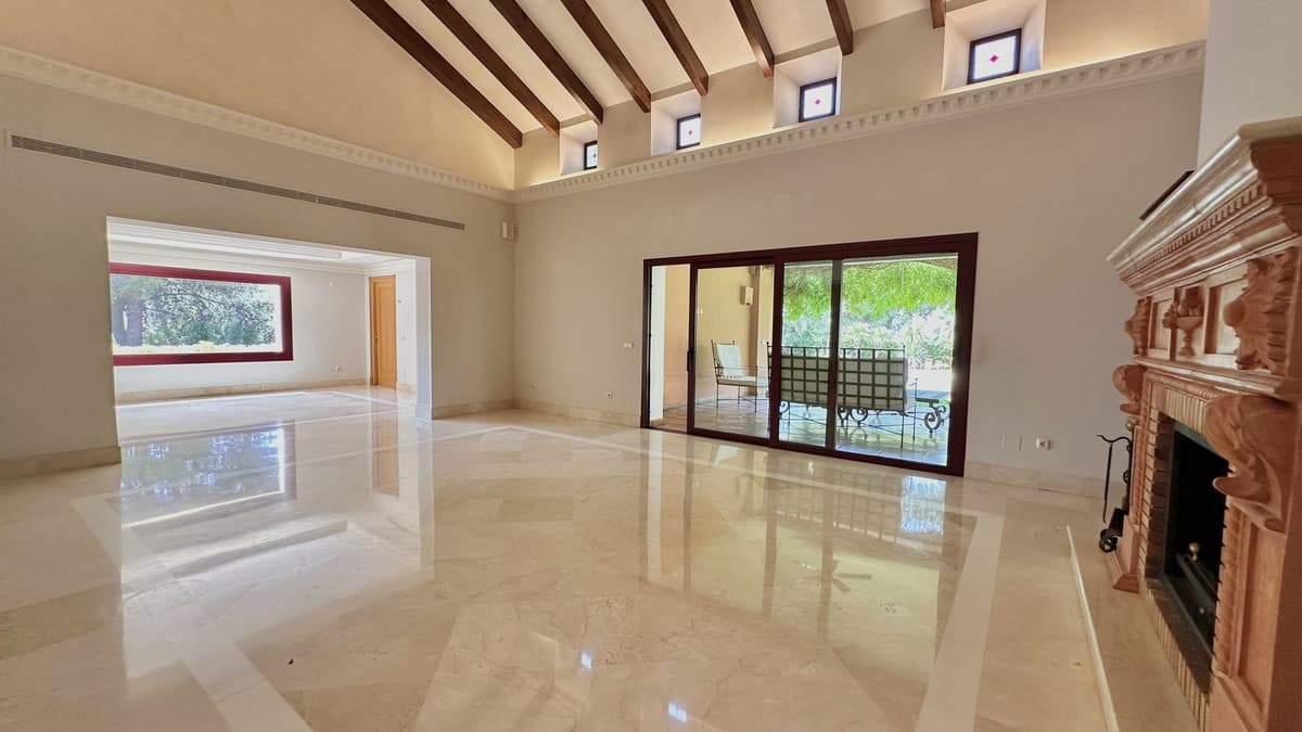 Detached Villa in The Golden Mile — photo 6 of 10