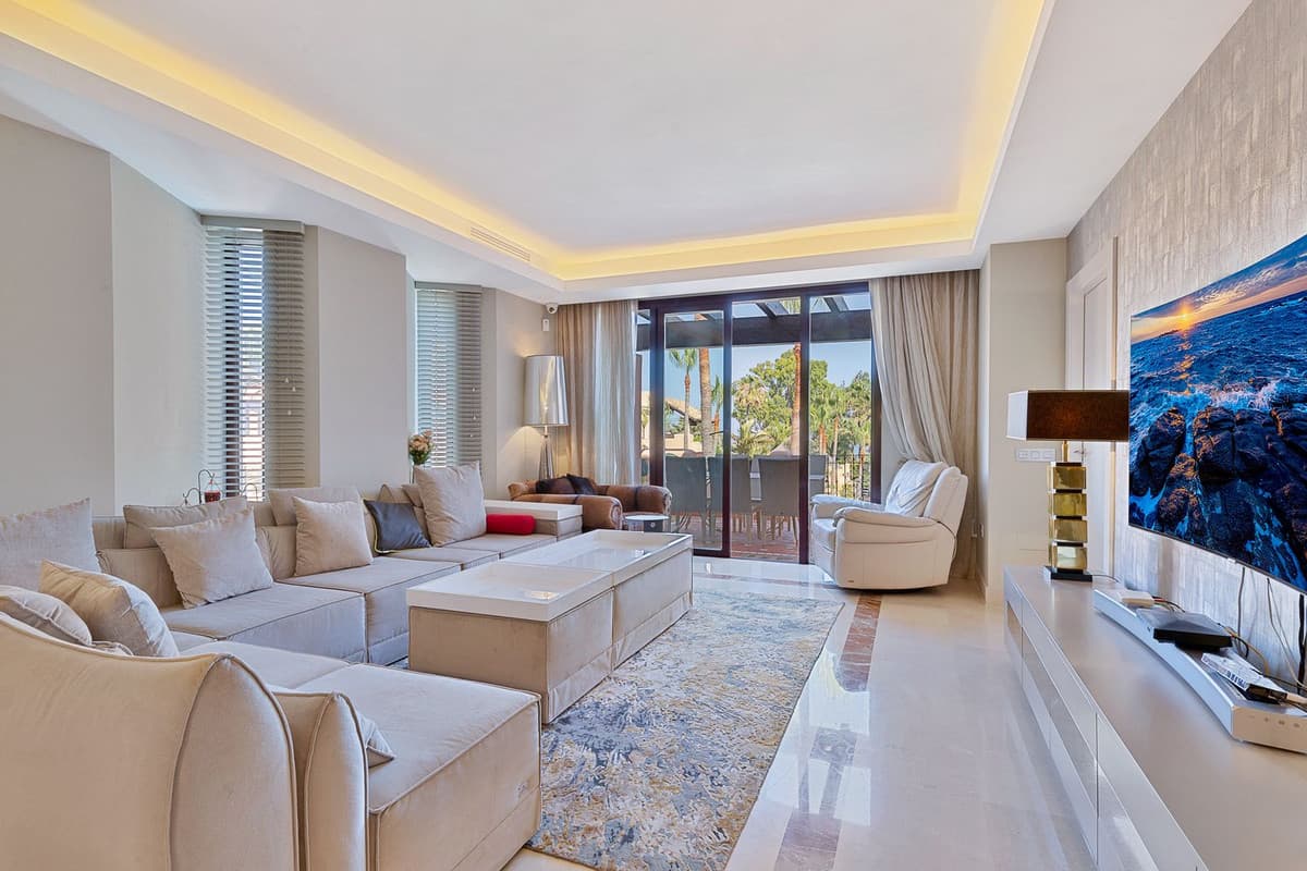 Penthouse in San Pedro de Alcántara — photo 6 of 10