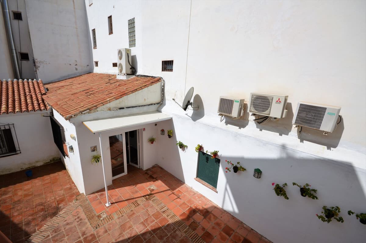 Detached Villa in Marbella — photo 10 of 10
