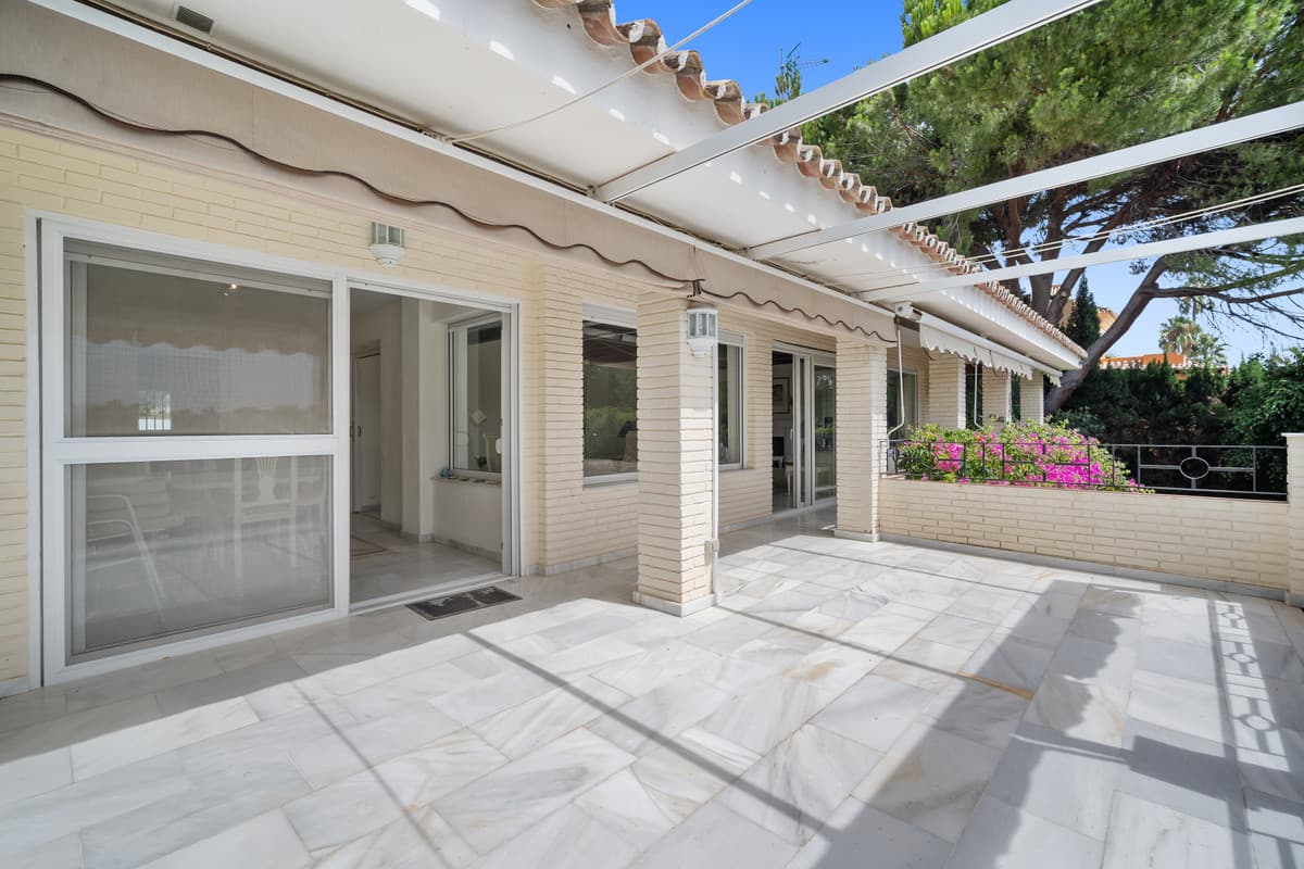 Detached Villa in Guadalmina Alta — photo 8 of 10