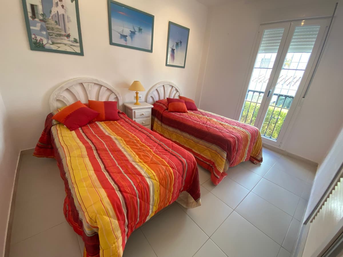 Middle Floor Apartment in Nagüeles — photo 10 of 10