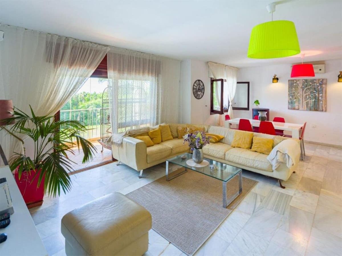 Detached Villa in El Rosario — photo 2 of 10