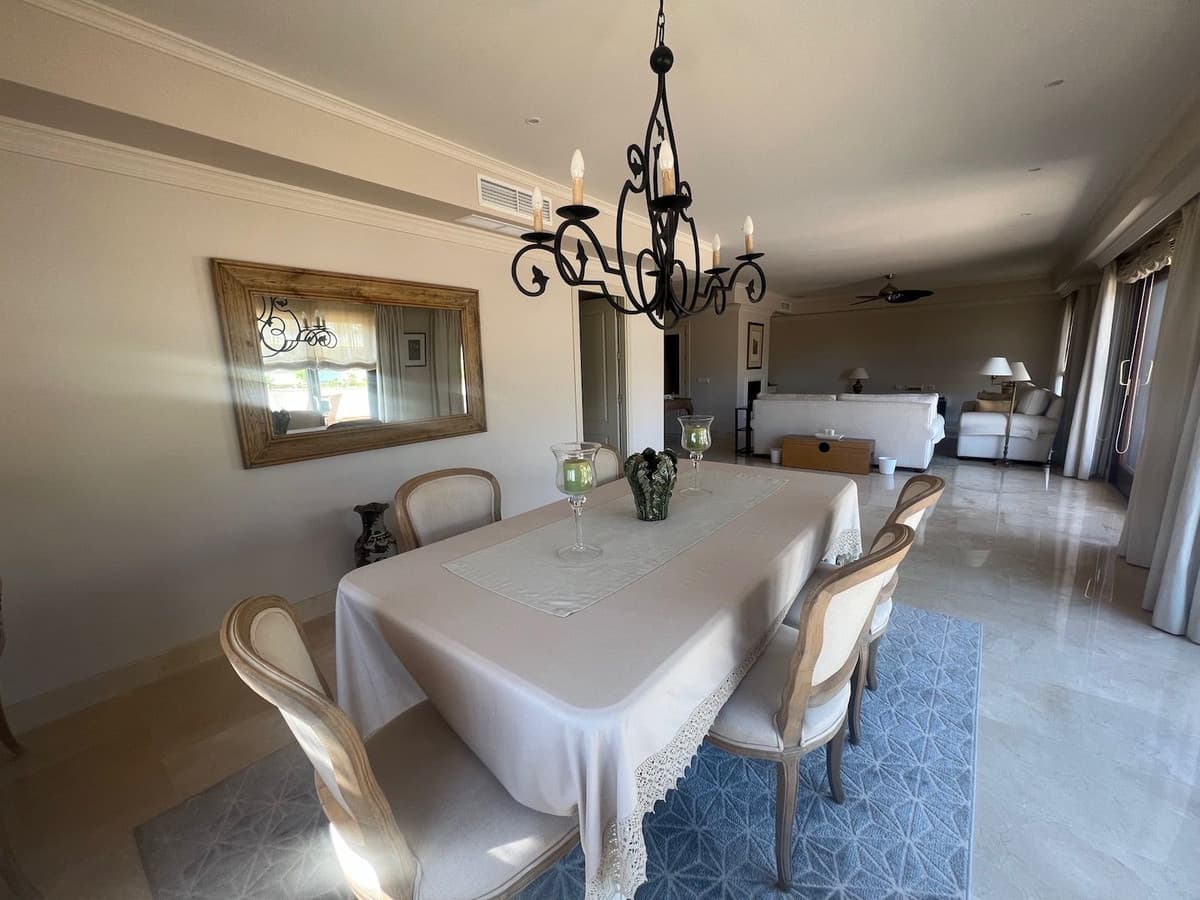 Penthouse Duplex in The Golden Mile — photo 7 of 10